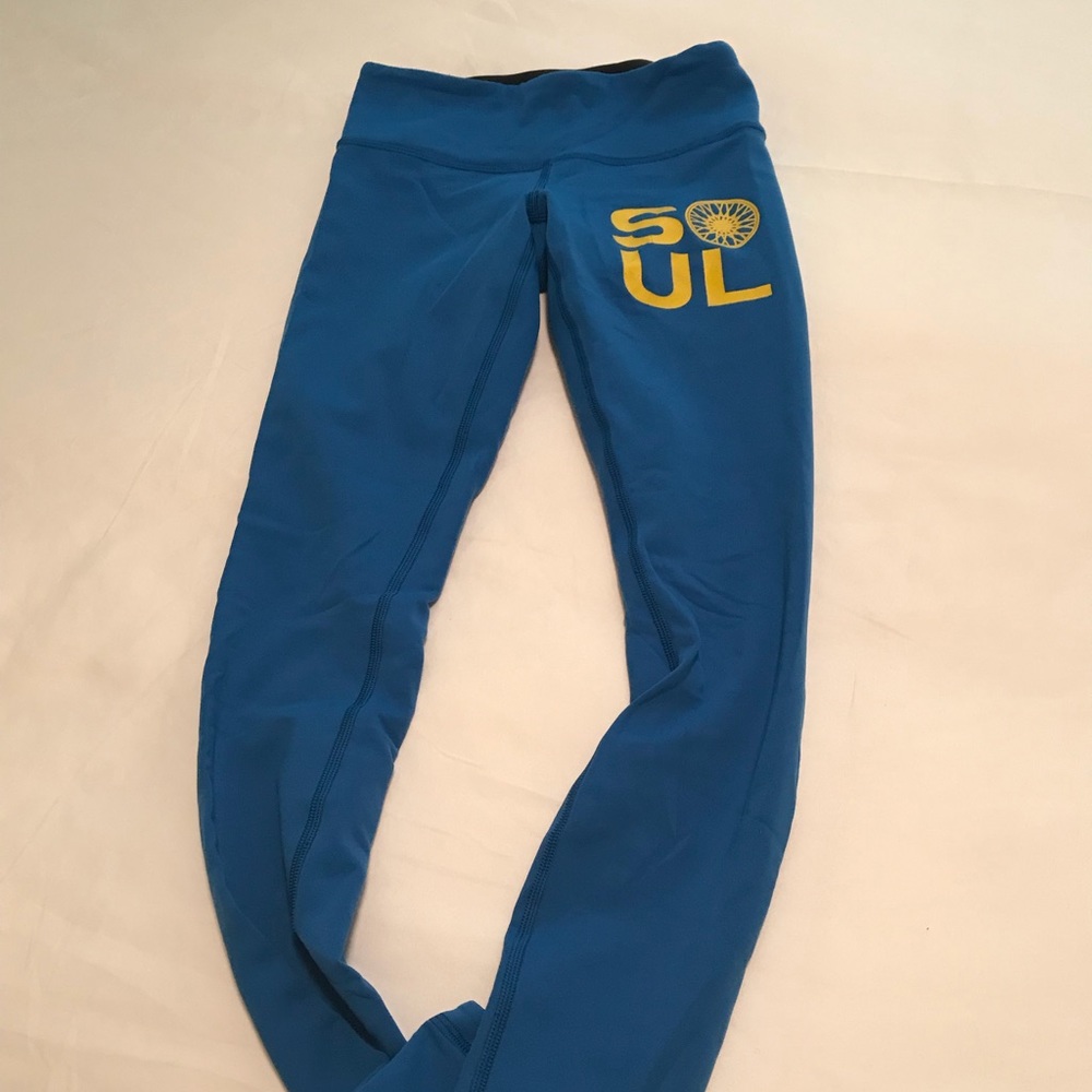 Lululemon x Soul Cycle Leggings Size 4!